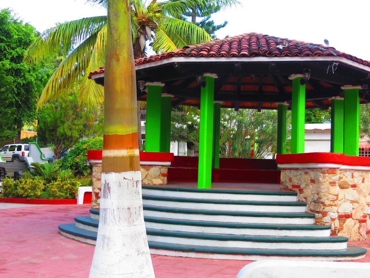 La Cruz Inn La Cruz de Huanacaxtle Εξωτερικό φωτογραφία